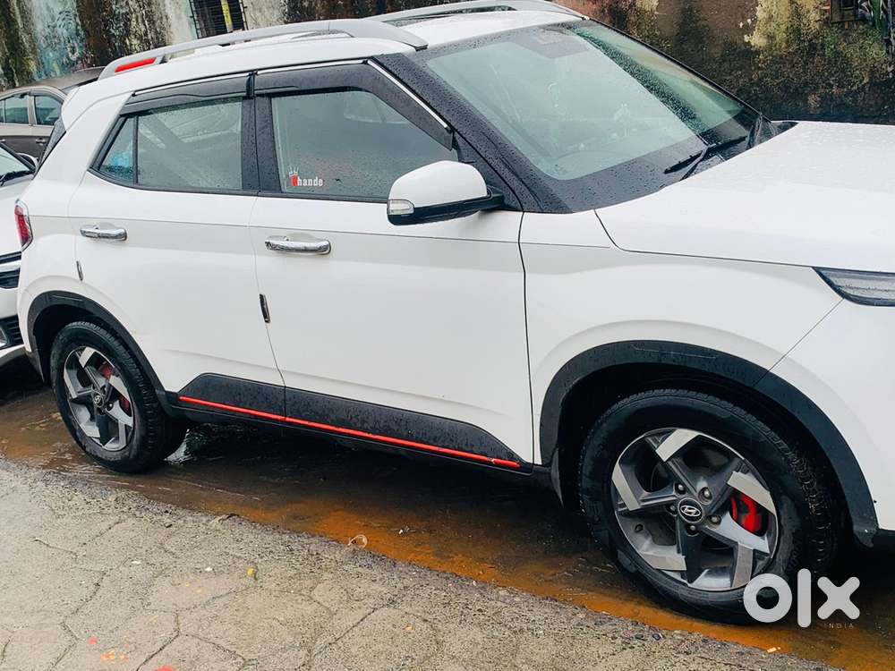 Hyundai Venue Diesel 2021