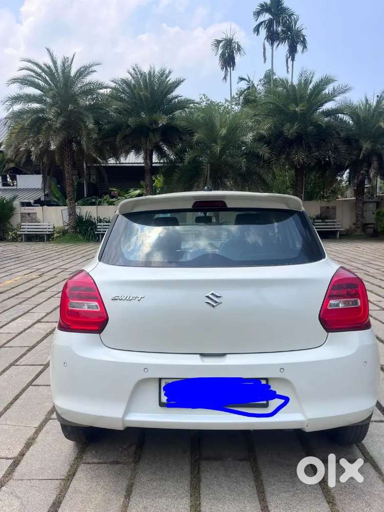 Swift Automatic White 2023 Car For Sale