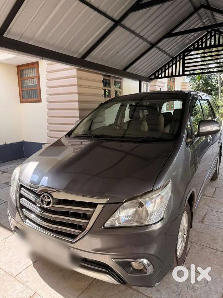Toyota Innova Z