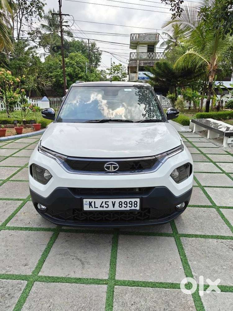 Tata Punch Accomplished Amt, 2022, Petrol