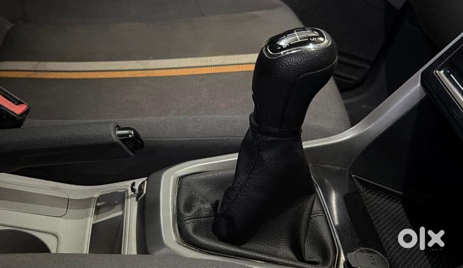 Skoda Kushaq 1.0 Tsi Ambition, 2022, Petrol