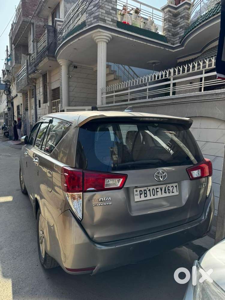 Toyota Innova Crysta 2016 Diesel 168000 Km Driven