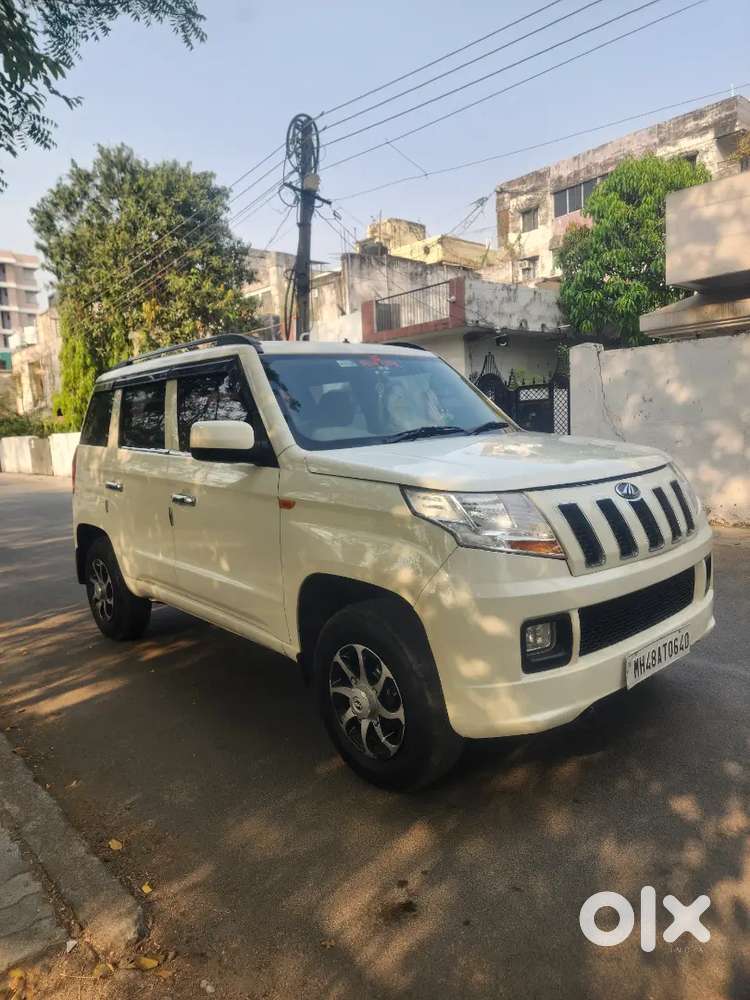 Mahindra Tuv 300 2017 Diesel 1st Owner
