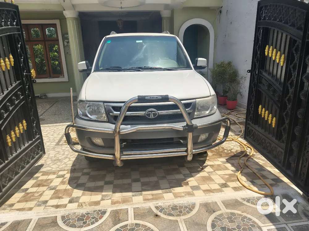 Tata Safari 2012