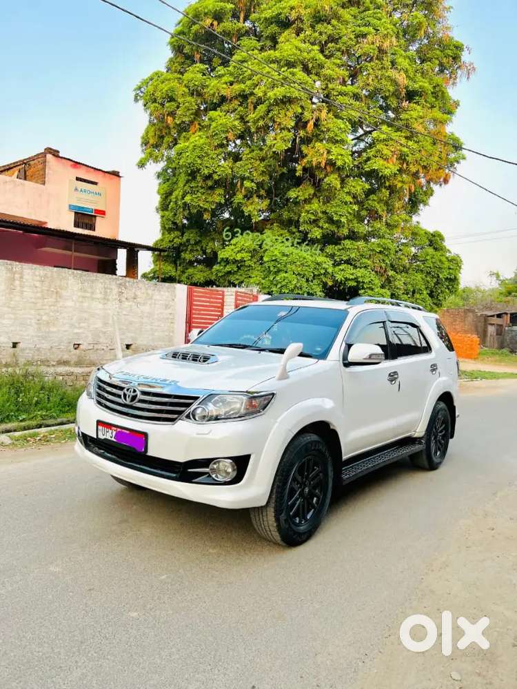 (urgent.sale) Fortuner Car 4x2 Mt Good Condition