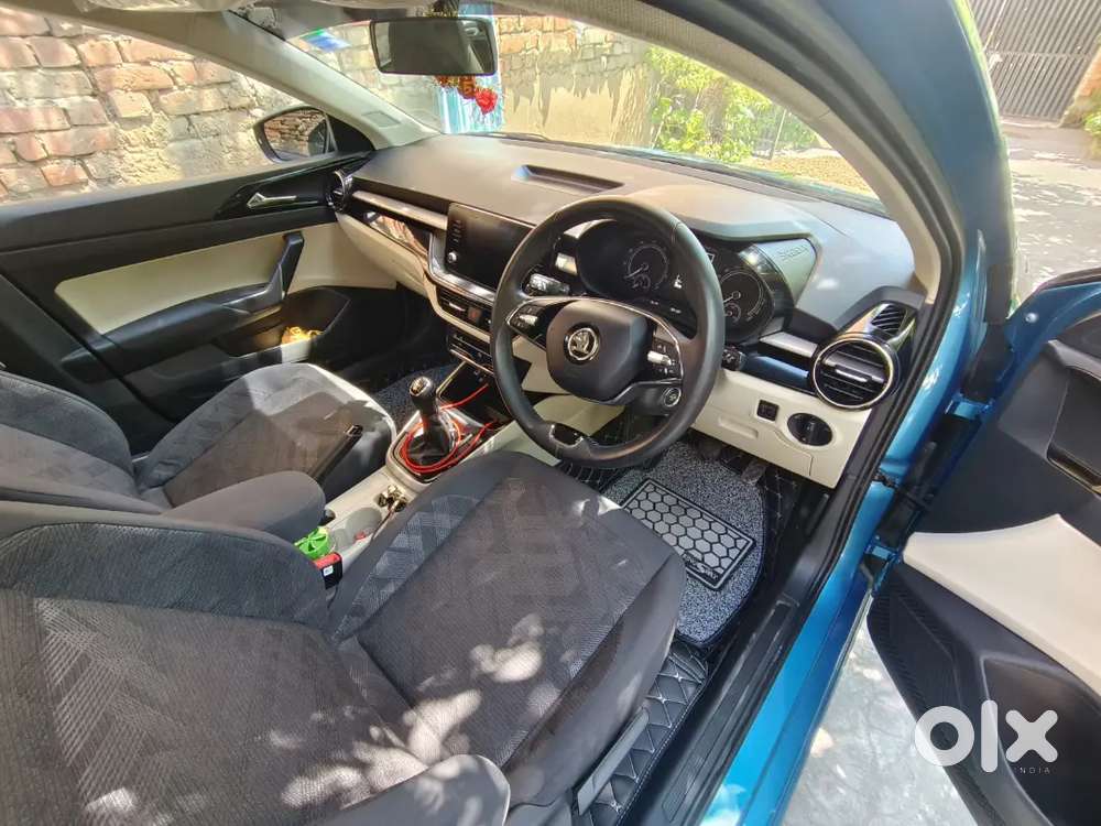 Skoda Slavia 2023 Petrol Well Maintained