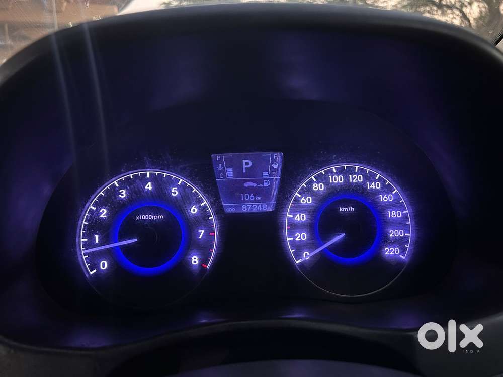 Hyundai Verna Vtvt 1.6 At Sx Plus, 2012, Petrol