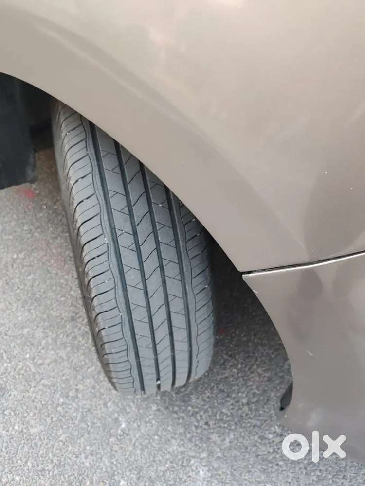 Toyota Innova Crysta 2017 Diesel 205000 Km Driven