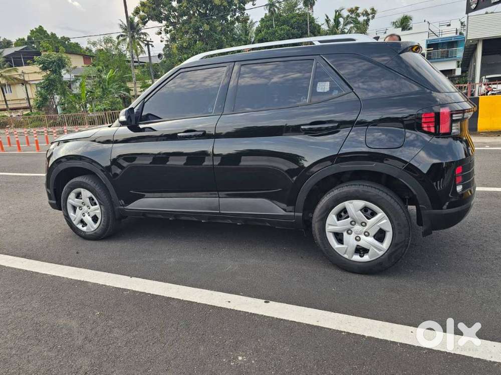 Hyundai Venue, 2025, Petrol