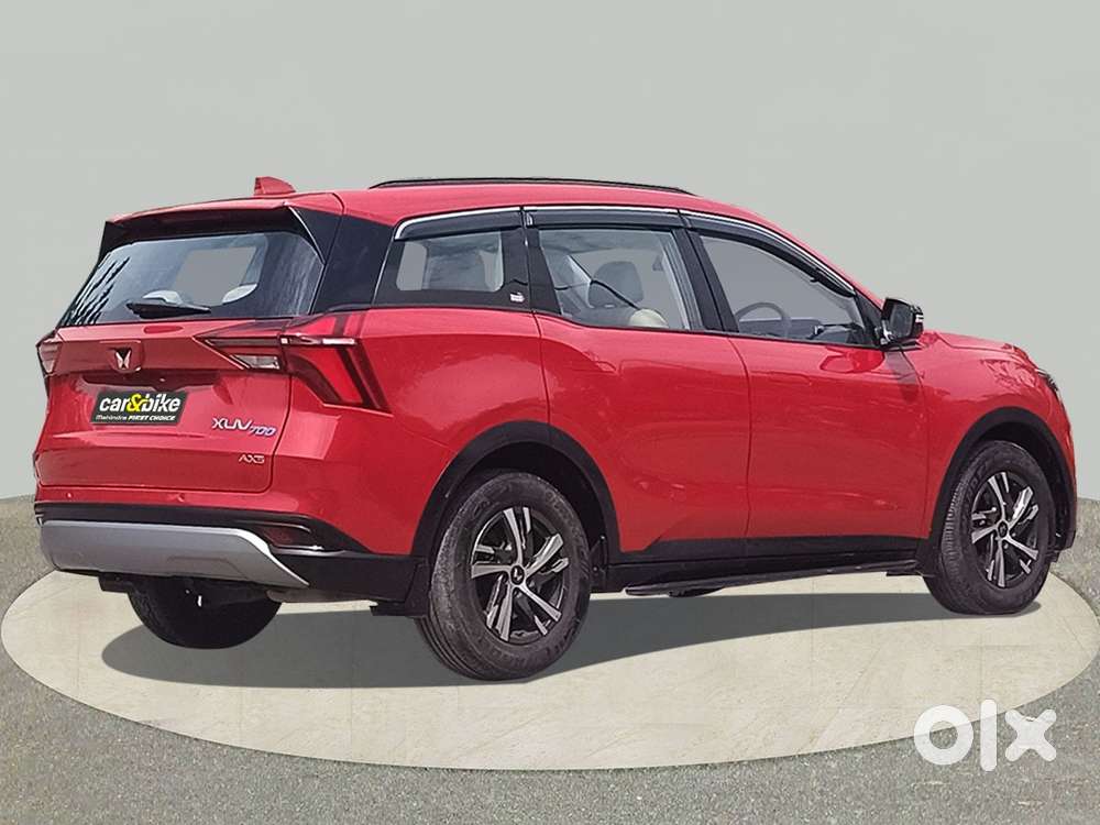 Mahindra Xuv700 2.0 Ax 5 Petrol Mt 7 Str, 2022, Petrol