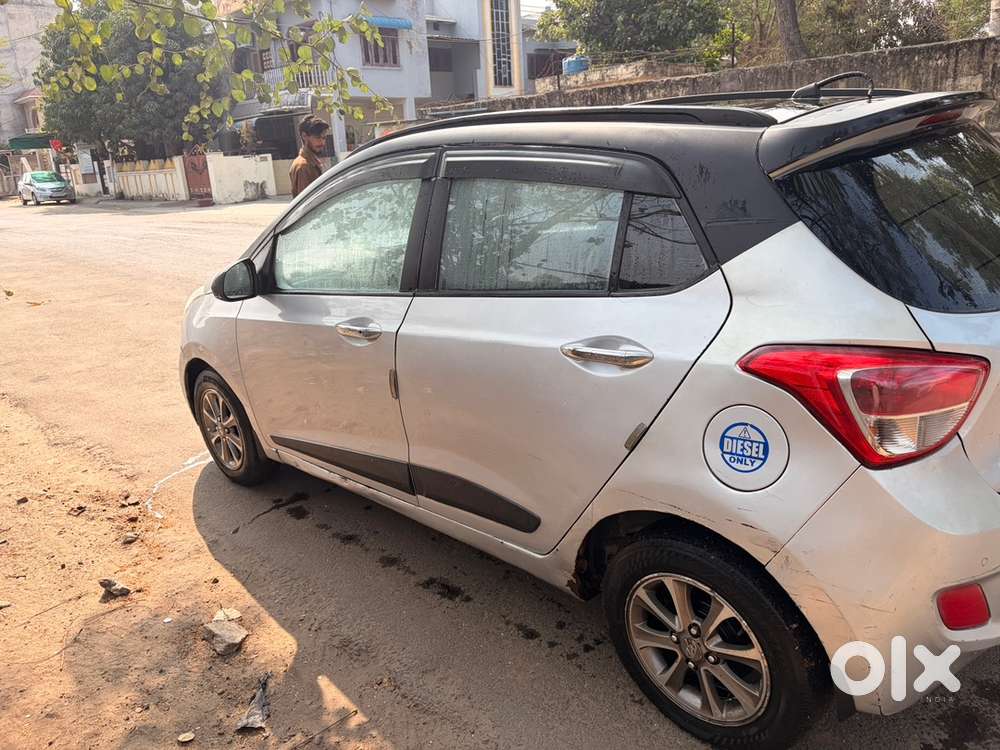 Hyundai Grand I10 2014 Diesel 120000 Km Driven
