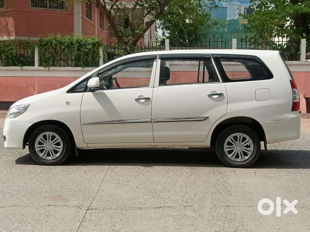 Toyota Innova 2.5 G4 Diesel 7-seater, 2016, Diesel