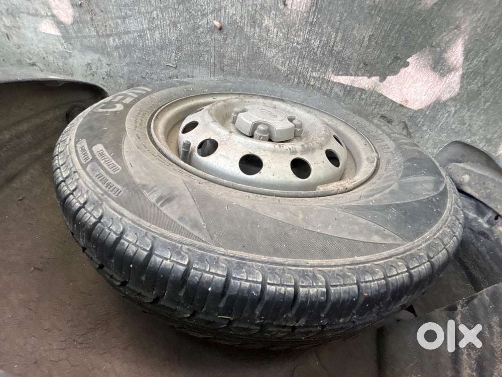 I10 Era 1.1 Running Condition 2012 Petrol+cng On Paper