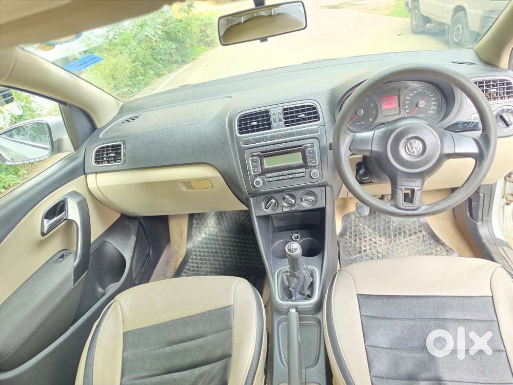Volkswagen Polo Petrol Highline 1.2l, 2011, Petrol