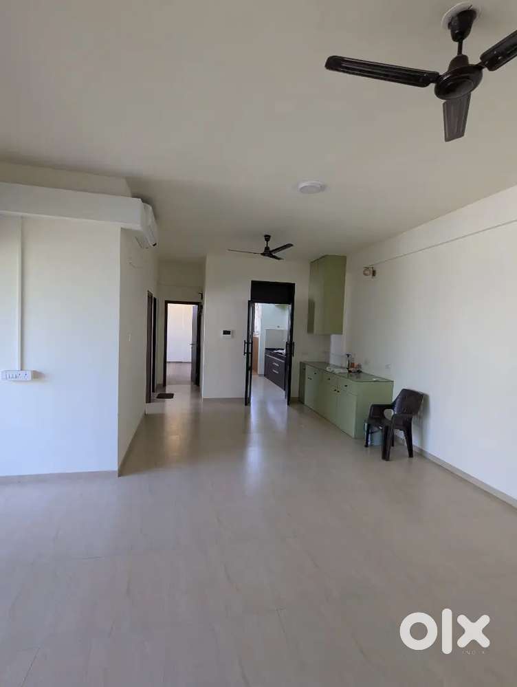 *Fully air conditioned 3 BHK flat for Rent*