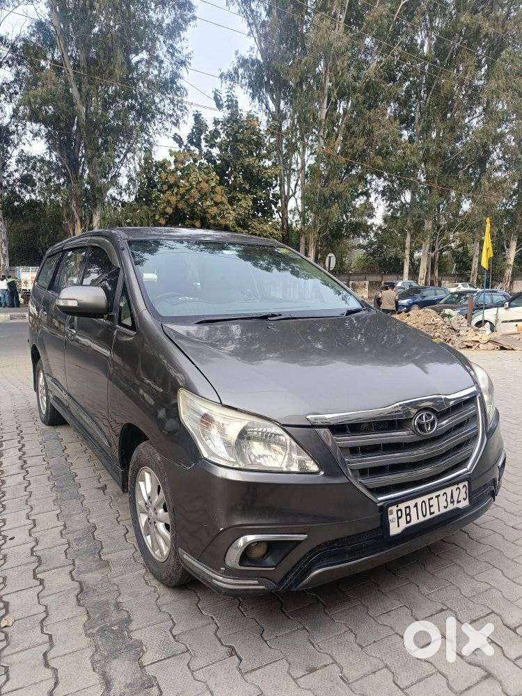 Toyota Innova 2.5 V 7 Str, 2014, Diesel
