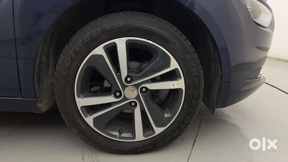 Tata Altroz Xz, 2024, Petrol