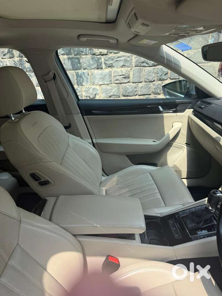 Skoda Superb 2020 L&k