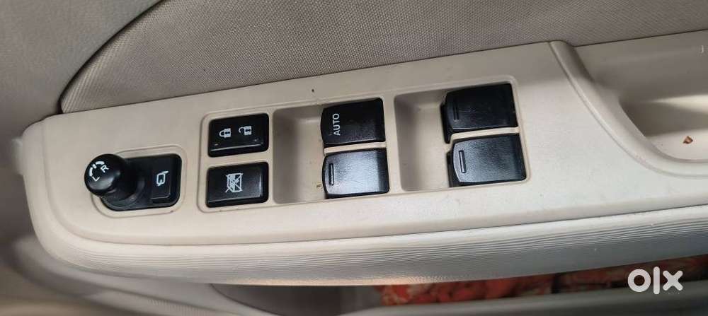 Maruti Suzuki Dzire 1.2 Vxi, 2022, Petrol