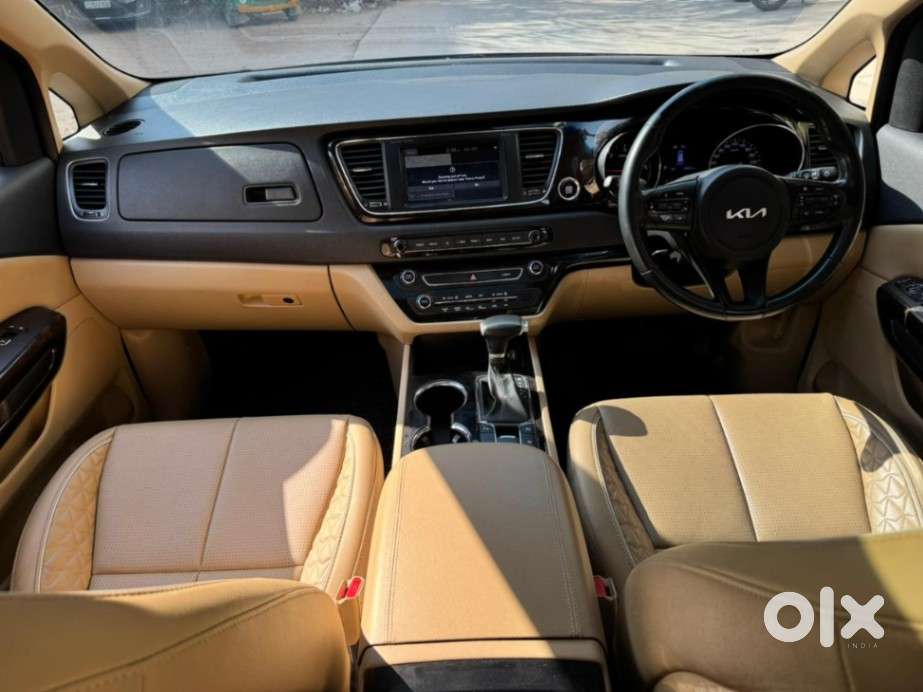 Kia Carnival Limousine Plus 7 Str, 2022, Diesel