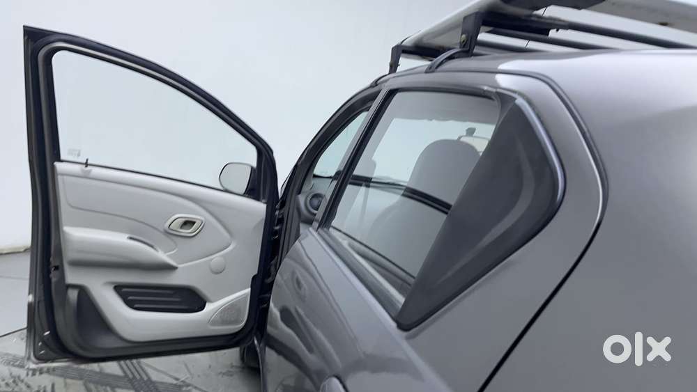 Datsun Redigo T Option, 2017, Petrol