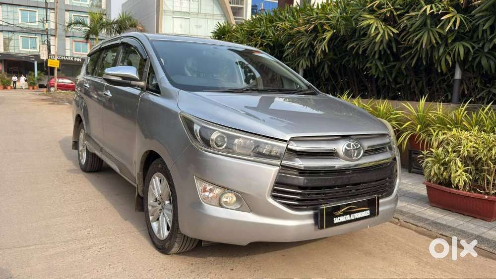 Toyota Innova Crysta 2.8z Automatic, 2017, Diesel