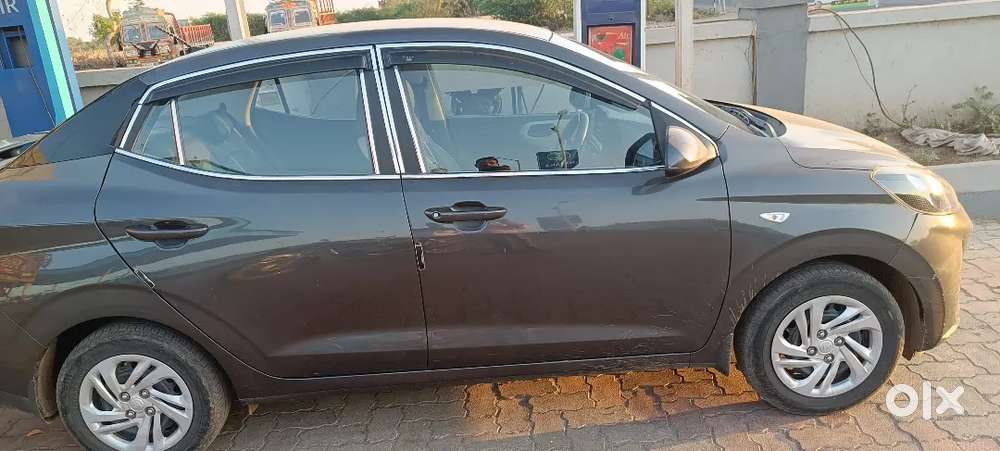 Hyundai Aura 4 Cng & Hybrids 74500 Km Driven