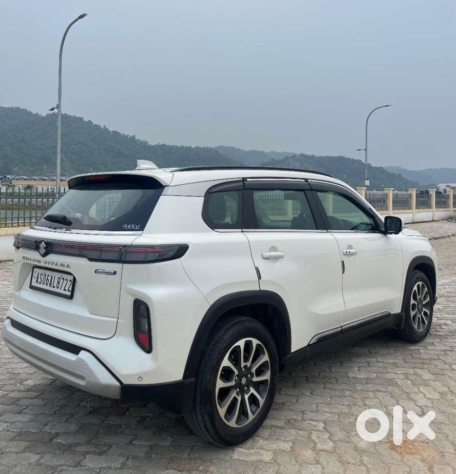 Maruti Suzuki Grand Vitara Smart Hybrid Alpha, 2024, Petrol