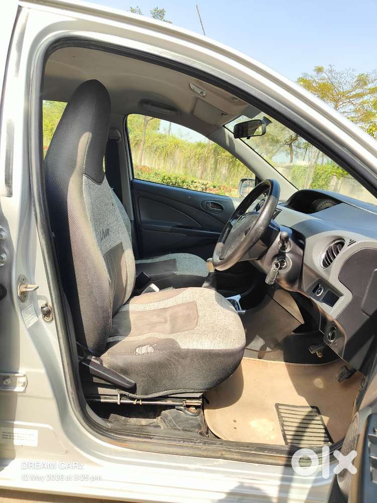 Toyota Etios Liva 2011-2012 G, 2012, Cng & Hybrids