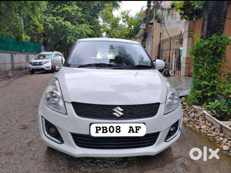 Maruti Suzuki Swift Lxi Optional-o, 2011, Petrol