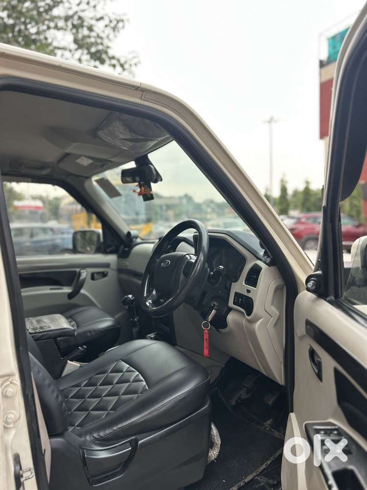 Mahindra Scorpio Classic 2.2 S 11 Mt 7 Str, 2019, Diesel