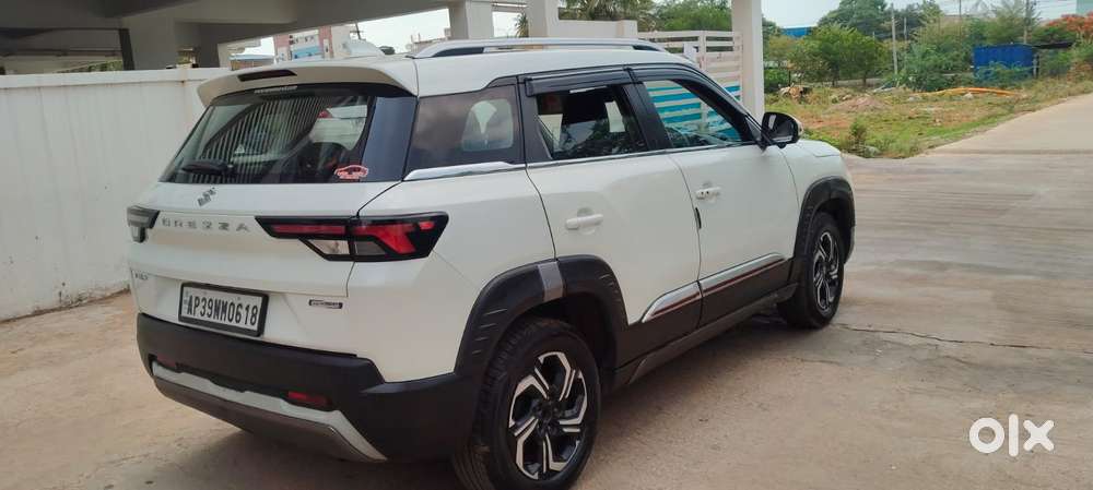 Maruti Suzuki Brezza 1.5 Zxi Plus Smart Hybrid, 2022, Petrol