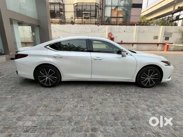 Lexus Es, 2023, Petrol