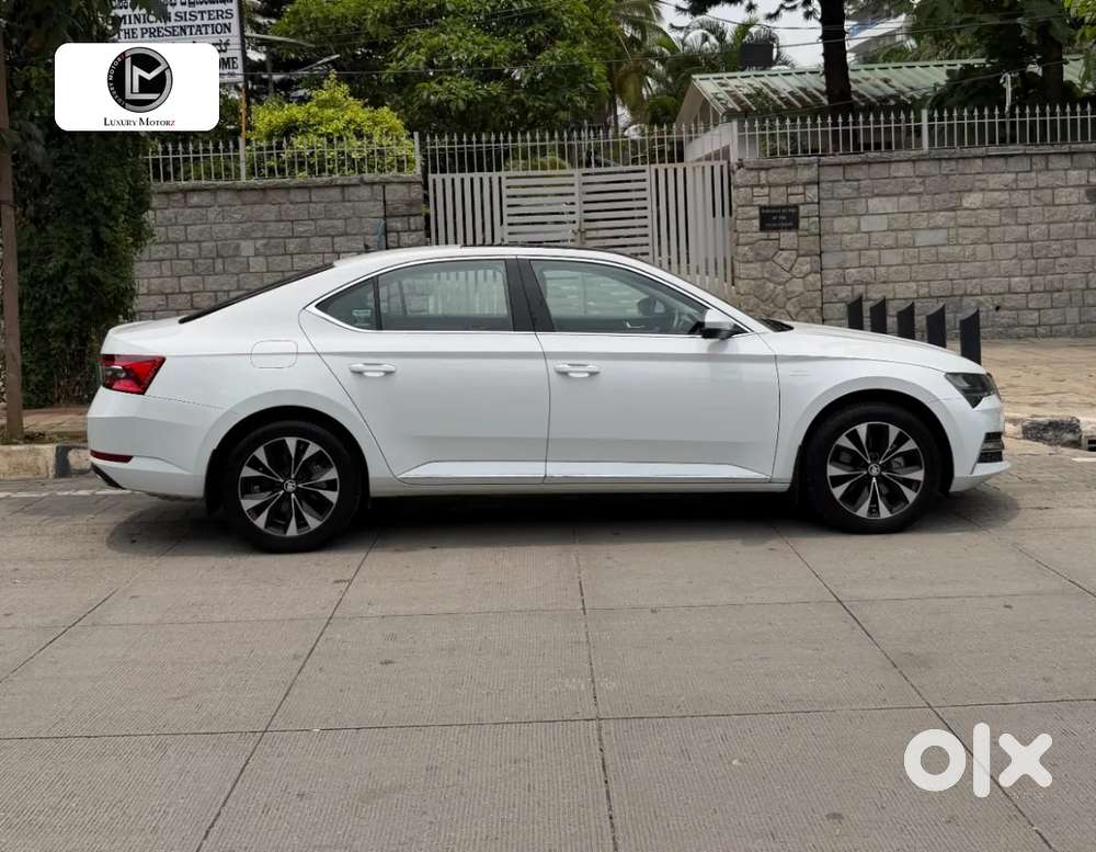 Skoda Superb 2.0 L&k Tsi At, 2021, Petrol