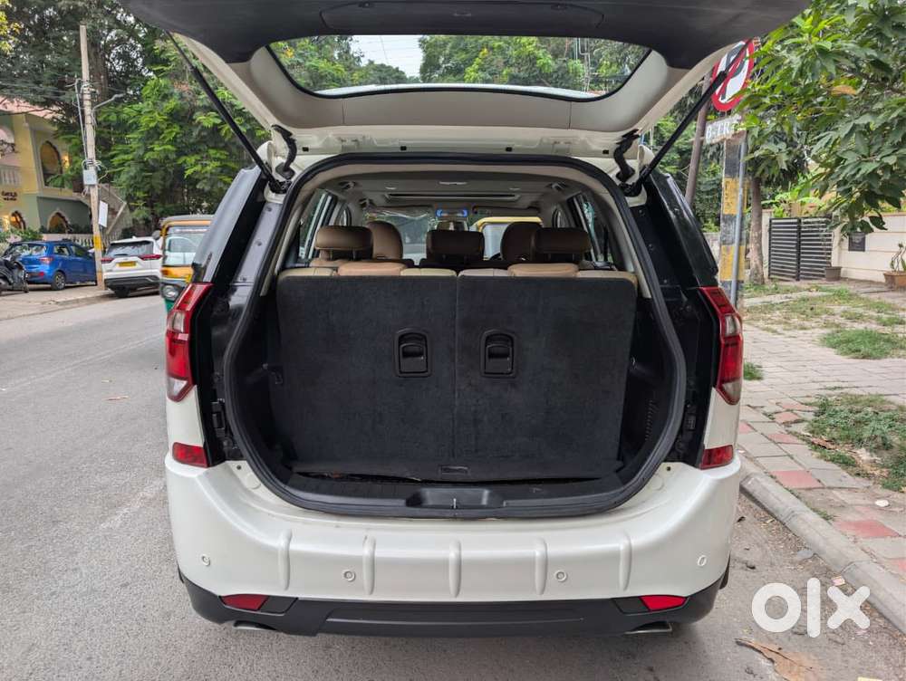 Mahindra Xuv500 W11 Option, 2021, Diesel