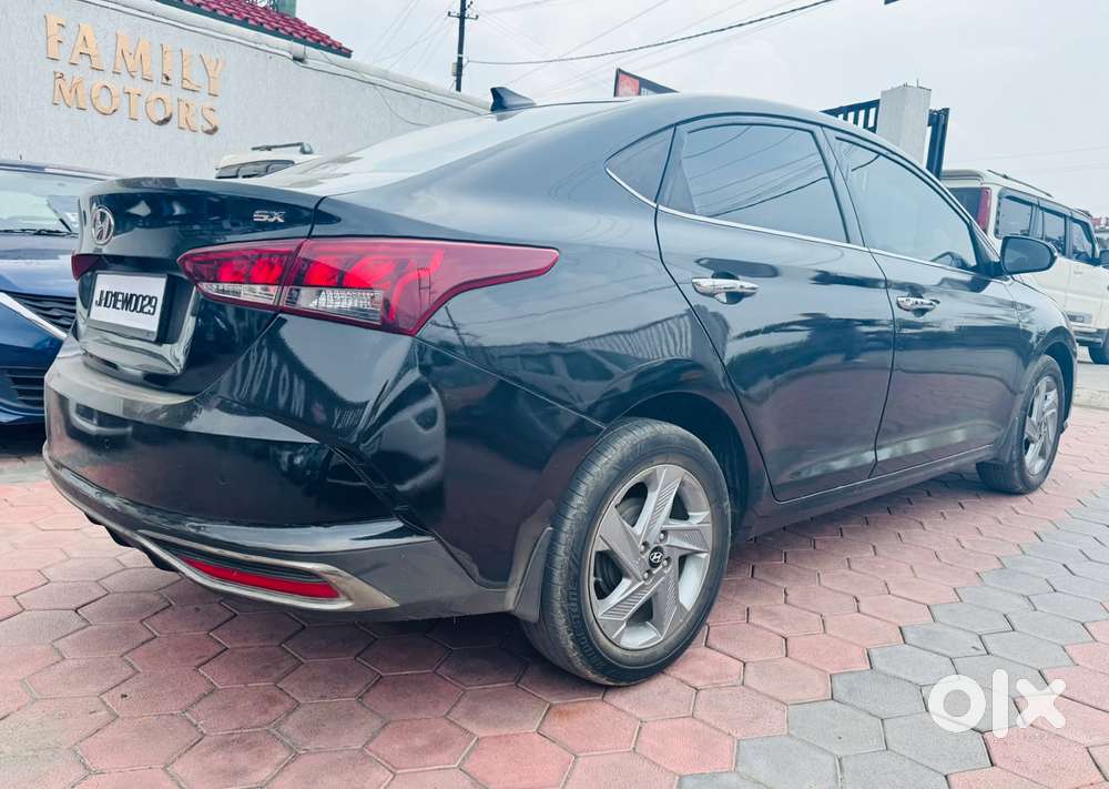 Hyundai Verna 1.5 Sx Turbo Petrol Mt, 2022, Petrol