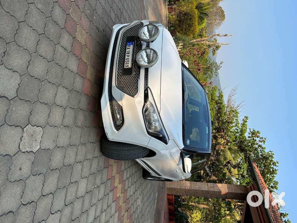 Elite I20 Sportz Optional