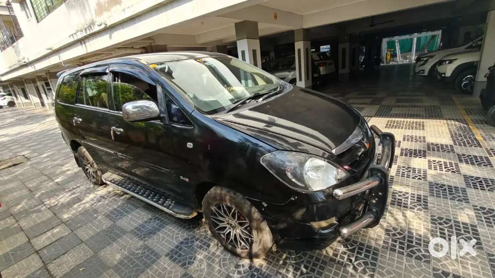 Toyota Innova 2009 Diesel 170000 Km Driven