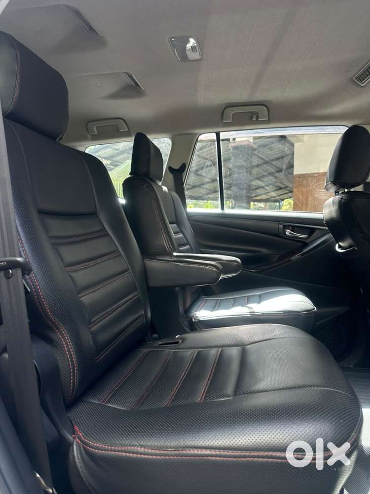Toyota Innova Crysta 2.4 G Mt 7 Str, 2020, Diesel