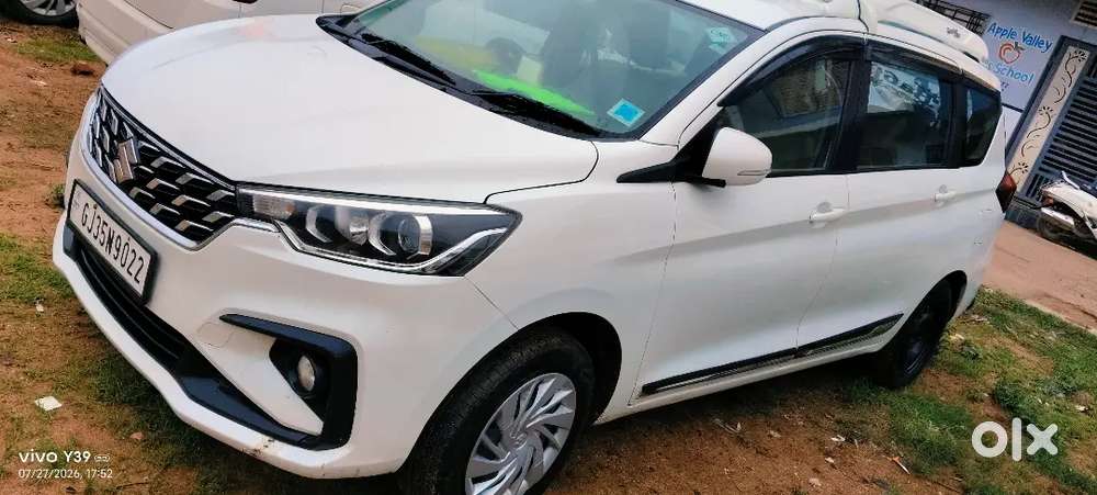 Maruti Ertiga Vxi 2025
