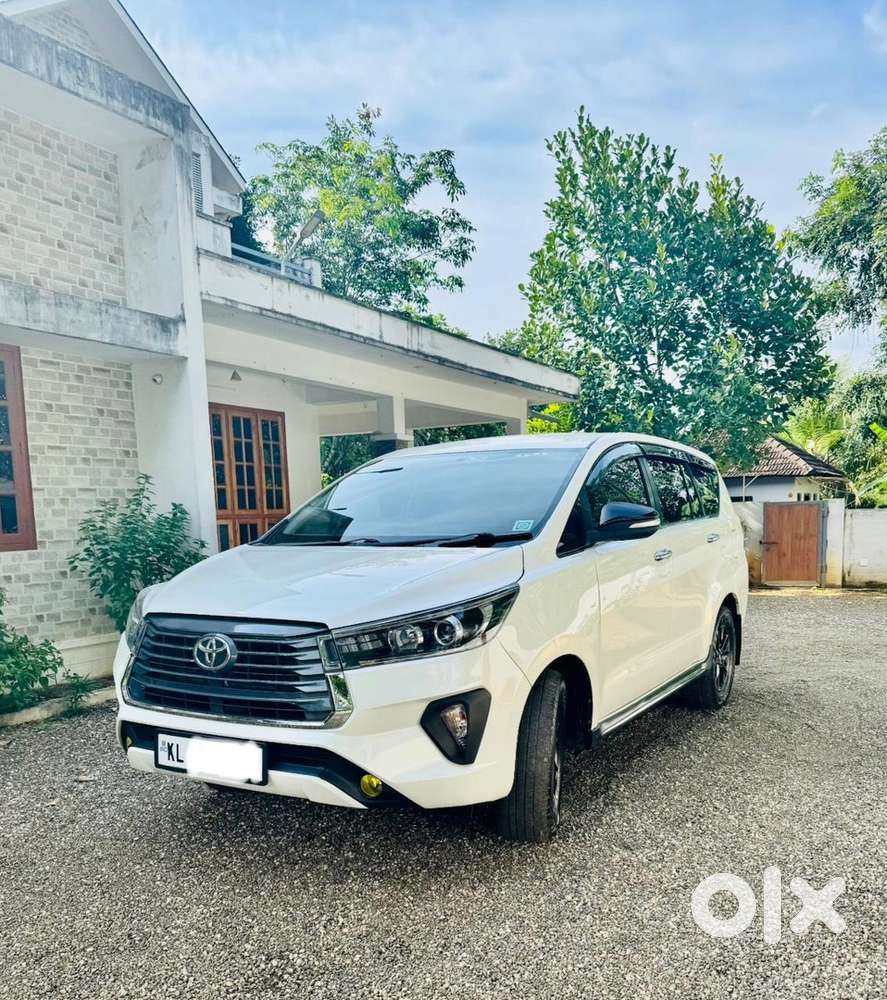 2017 Toyota Innova Crysta 2.8l Zx Automatic Touring Sport