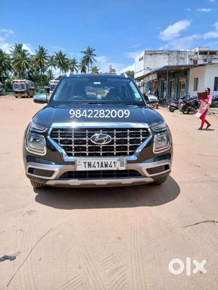 Hyundai Venue 2020 Petrol 35000 Km Driven