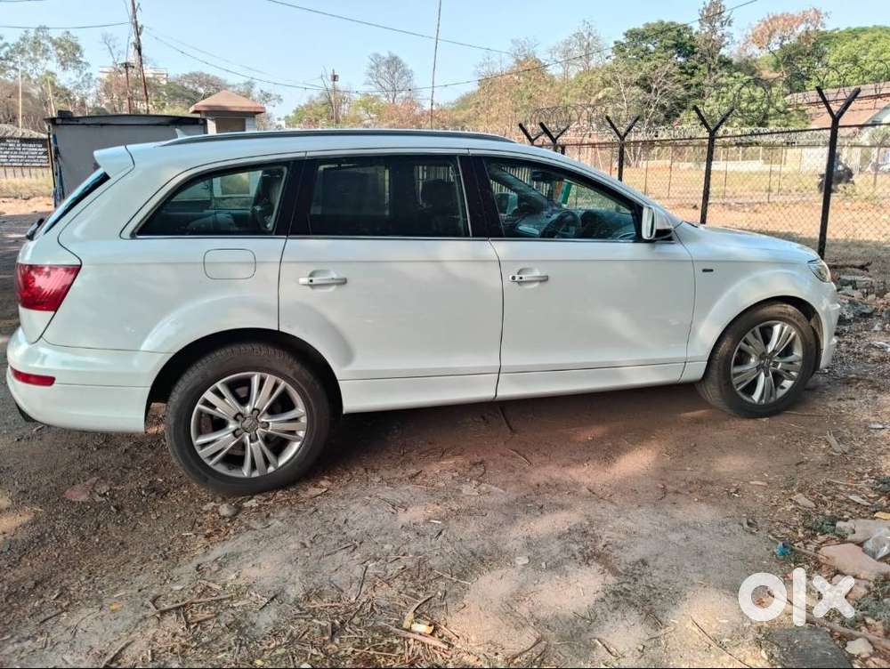 Audi Q7  Premium Number  Excellent Condition  Well Maintained