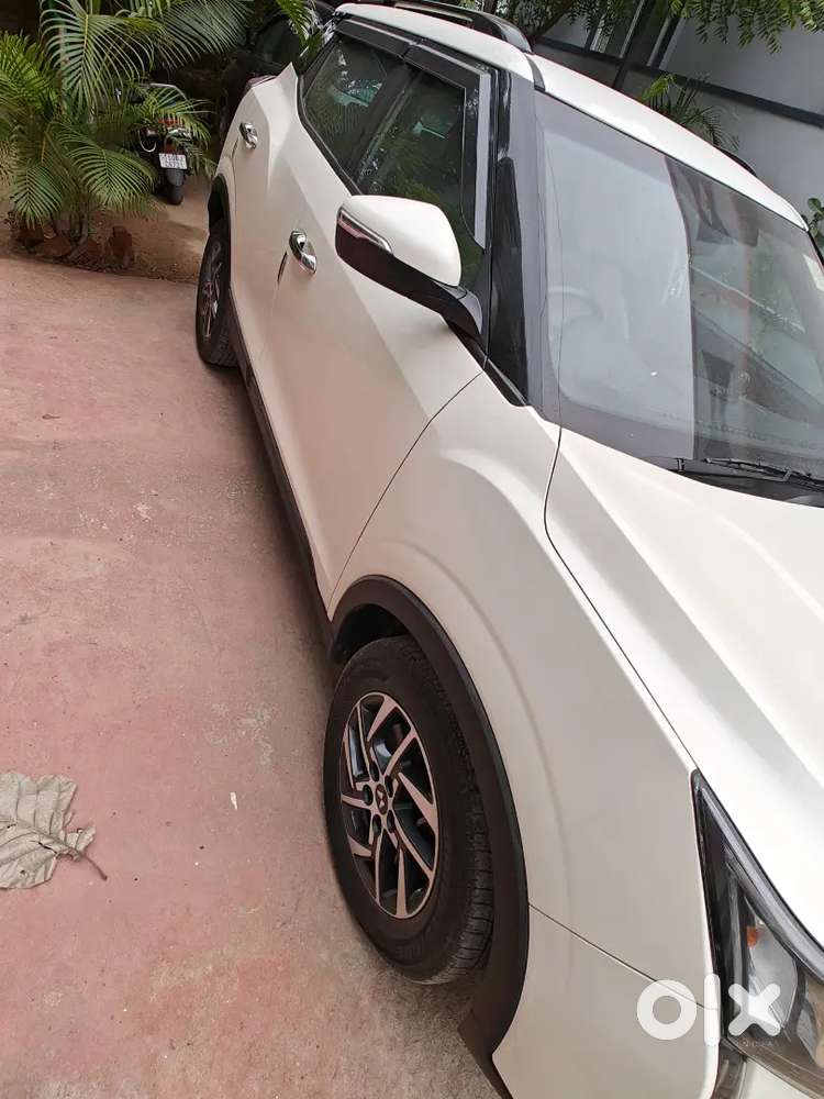 Mahindra Xuv300 2022 Diesel W8 Optional Mt