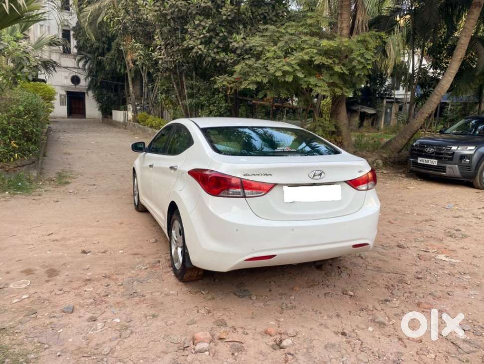 Hyundai Elantra 1.8 Sx Mt, 2014, Petrol