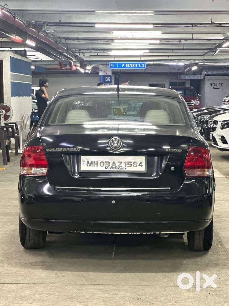 Volkswagen Vento 2010-2013 Petrol Highline, 2011, Petrol