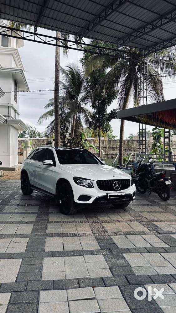 Mercedes-benz Glc 2017 Diesel Well Maintained