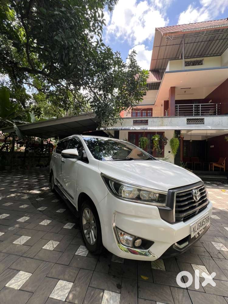 Toyota Innova Crysta 2017