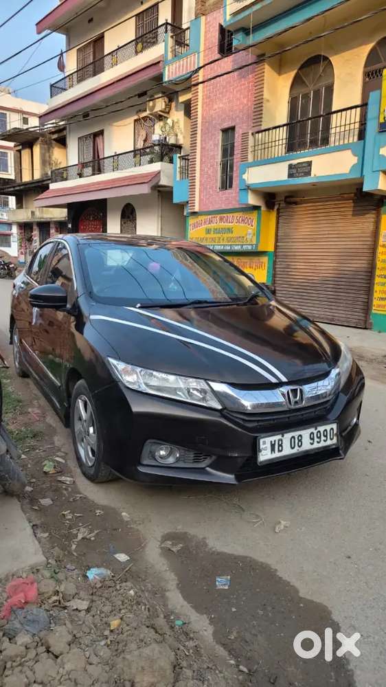 Honda City 2014 Diesel Good Condition With Sunroof