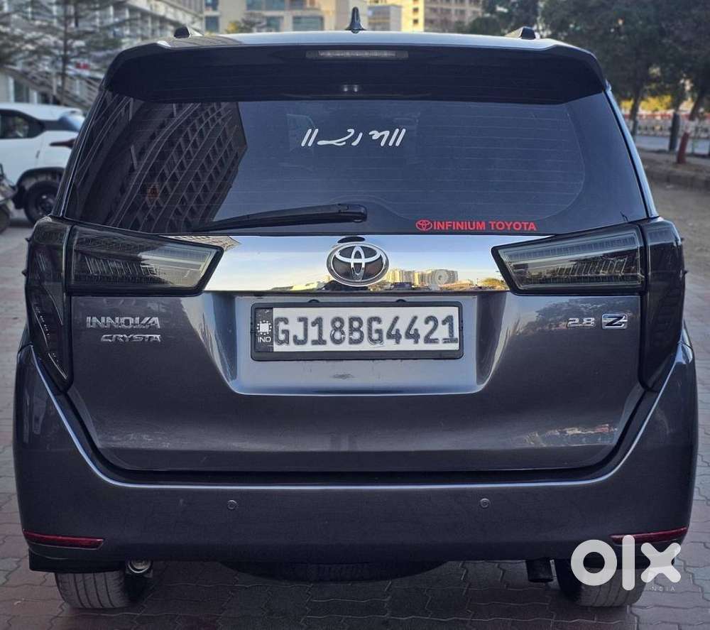 Toyota Innova Crysta 2.8z Automatic, 2016, Diesel